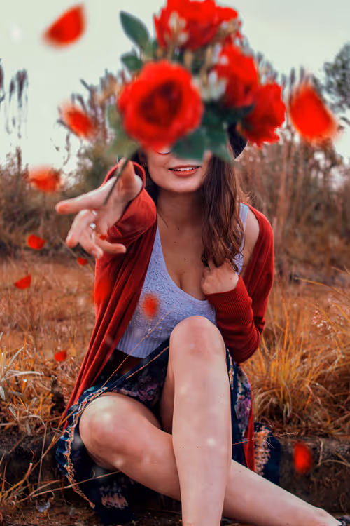 Item #76170670740941259636258078495934806334526632145986719966615423942580166983681 Media