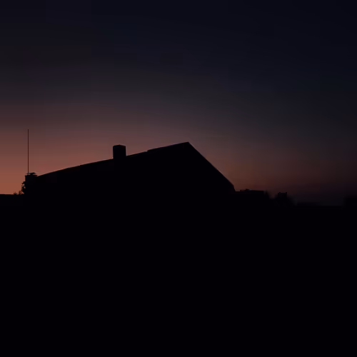 Item #59460418745900880149384463329976115071271339540614432273345156497887517999105 Media