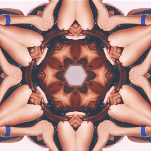 Item #51374509868160355134820606845996444164683722033440710645558628608448655261697 Media