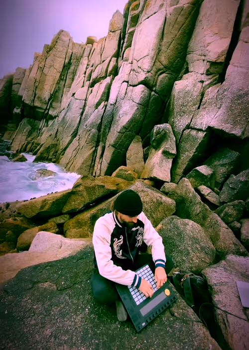 Item #90340865945874625445614988896862381422972171019461372856683279720446150311937 Media