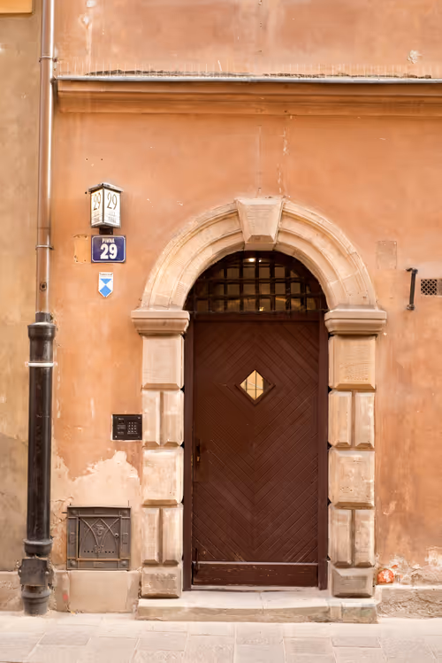 Item #77261116548373960202883784970939198987820603276791963726352965975820352880641 Media