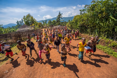 Item #50027882237522295676960542276708360859068113986169674979910833943788608552961 Media