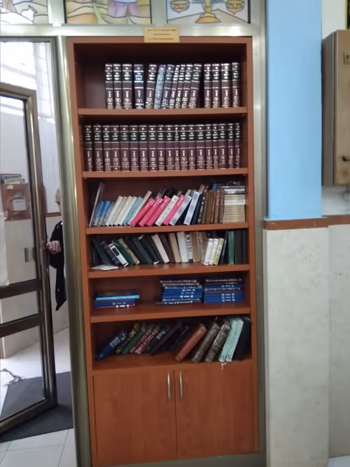 Item #110506795441649248304603727691393552854160291588141443615508084622794132815873 Media