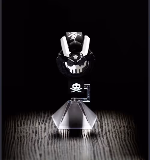 Item #15506089252610495722953138173369724860495790171257657632990953744411521974273 Media