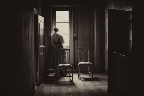 Item #62450163587464916646709375765120479654393339948388085324429160206582186770433 Media