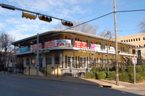 Item #18408464053078067898774274792517452049935054980634902009879416234740690190337 Media