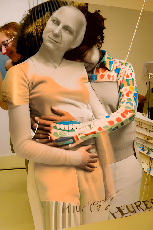 Item #63286489316362837262934672048351814730513494244334173611075142510374096470027 Media