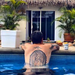 Virgen Modelo