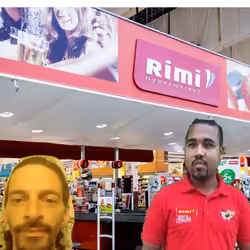 kanye East and SNoop cat at rimi