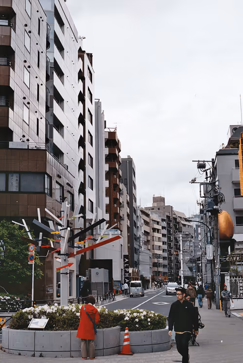 Item #107266866216188269580697356418817822150671857276959000798282118537444719591425 Media