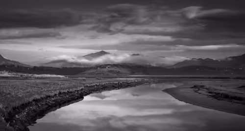 Item #40160686583094733528677484039903516258611509642019211679321071538634049454081 Media