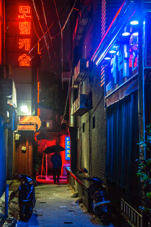 Item #51038767389134457626930617169090287934471579480777975785156342570010313490433 Media