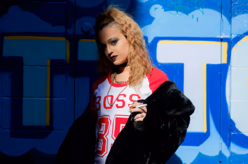 Item #22380822880750469679607150943500114050327895572865979621959590854095213166593 Media