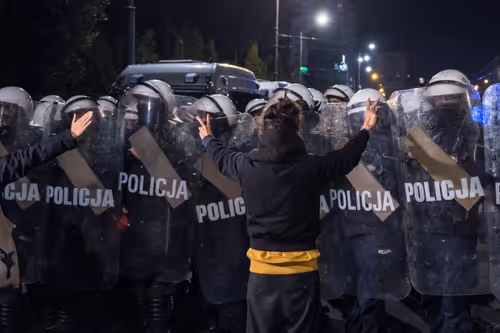 Item #14024454374879281035943366587085257983445784869239610209506749548256080953345 Media