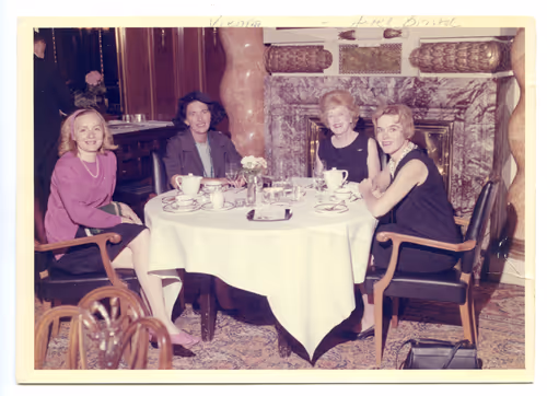 Item #1727321609170803446330169764238275162325635957193188025819978915750833291265 Media