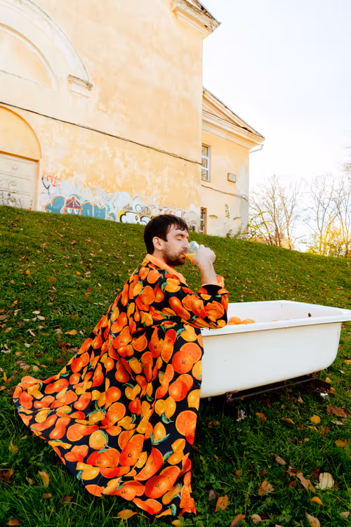 Item #80842948671899919913759002094823068635463013888254548441357755173174264201217 Media