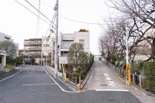 Item #99220486006757797811402991735368581838530055806262023022413123050398212423681 Media