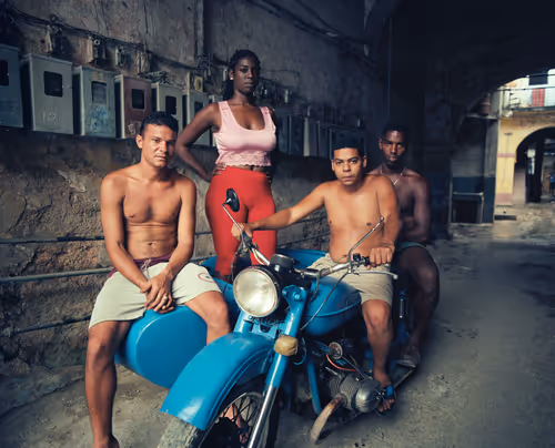 Item #115410997171317155764443988652644107409655118750289847059354163001134801747969 Media