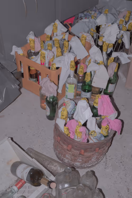 Item #80429871025811185059637884652673309792751753756700706488218533685161646620673 Media