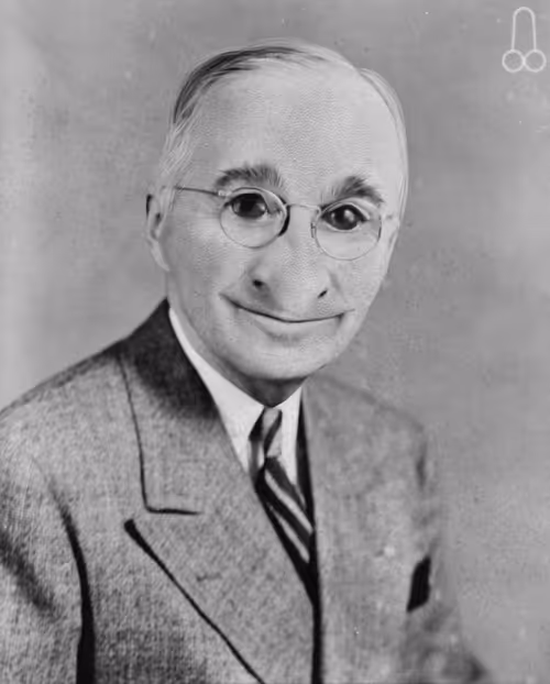 Item #76465705186593823460118533385748271366461917357337156142954316494937260032001 Media