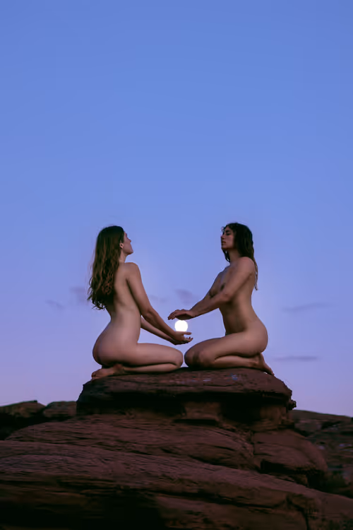 Item #83332782865168099246111470793904216784049773190563389119764666116822771171329 Media