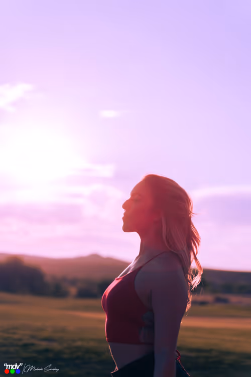 Item #14714425675941428140744687069339670704318230266084554160536609483146716512257 Media