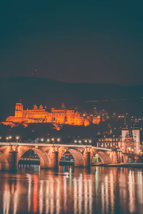 Item #40593142556213441336506349609622938087091098333829474933464162251957109522433 Media