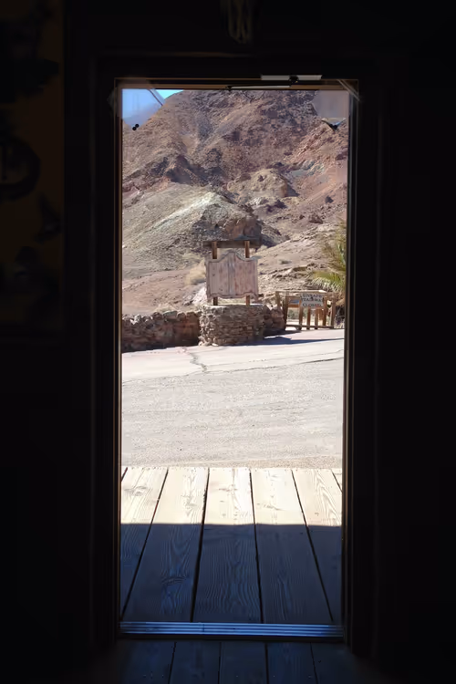 Item #28023026166759390679061689052984814586088125490502188211510750809556764327937 Media