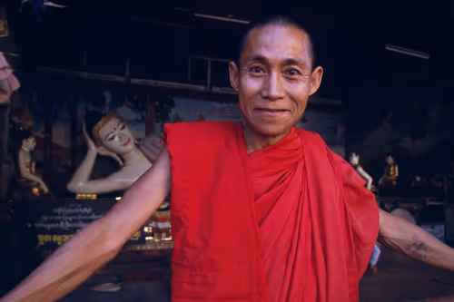 Item #24110165408155573398908987562152031273205884089304227586706331228201080061953 Media