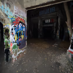 Graffiti Pier