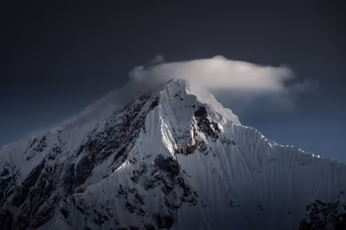 Item #55403408665547609189092792610750107765895786822855229620827418906378413015041 Media