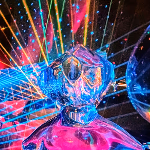 Item #59955606537675797326917814374313796460963910387106629206424555289974688186369 Media