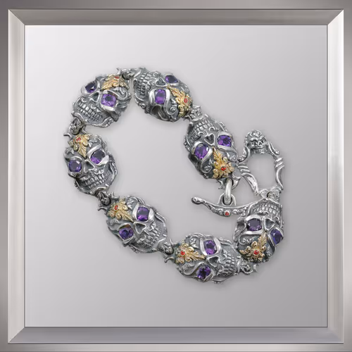 Item #44746194182793400912343588997340986758940336322370103626433839636693989195777 Media