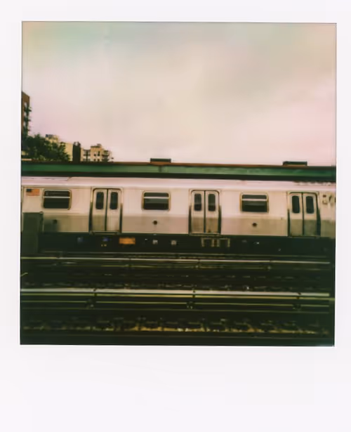 Item #103925043226850068411214111980778021596201122013188060205337914367510528917505 Media