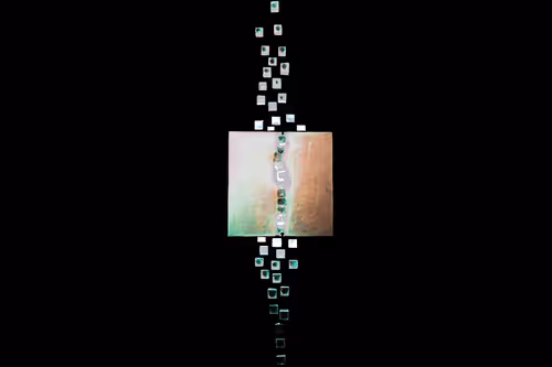 Item #37900416221122506501335633877119484743479036957071266384470156553988293525505 Media