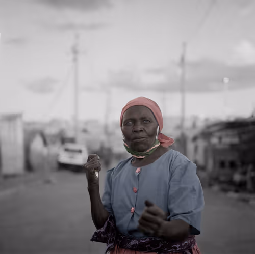 Item #109162157552346088047496633038404394118504199992061596446112929784350570971137 Media