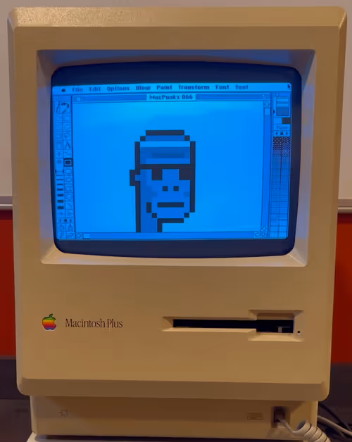 Item #71726801684445447248434831932165511436649228798238682159683429432343893377025 Media