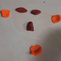 SCARY KISS