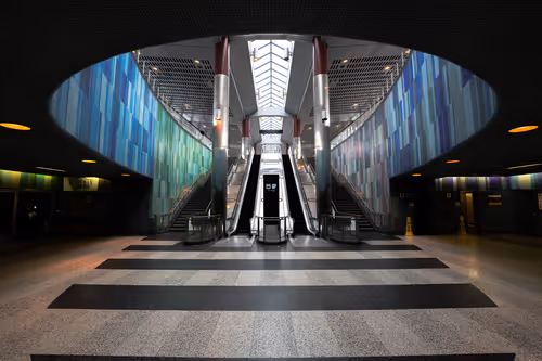 Item #70779496450561774149065871411418628716480212634684307993119665801407263408129 Media