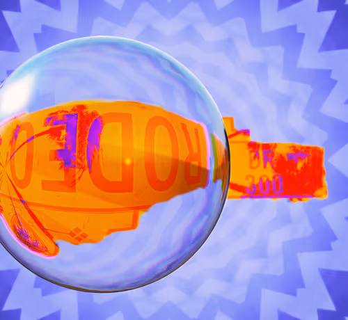 Item #22584162538475775727907880938575686115750307770774424269557543289067476615169 Media