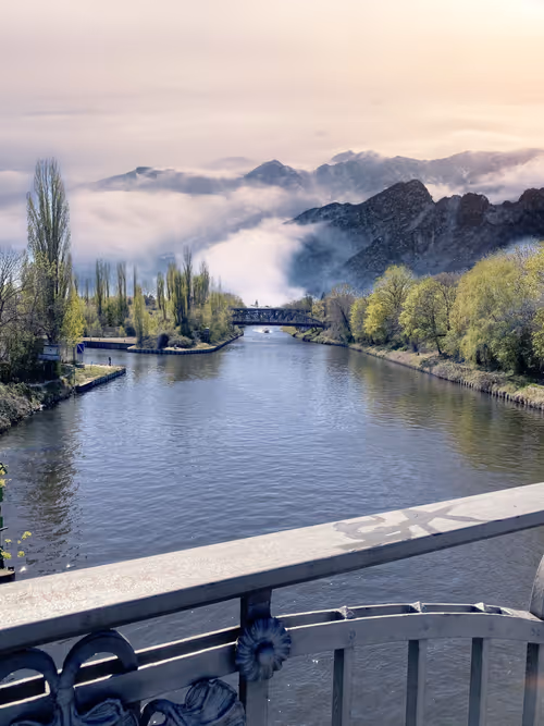 Item #75972328409469514772646289726954900899318190028291261257174364208089356304385 Media