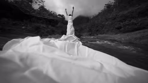 Item #29547677287717661149357270251971277631062759361485371348081000992924713877505 Media