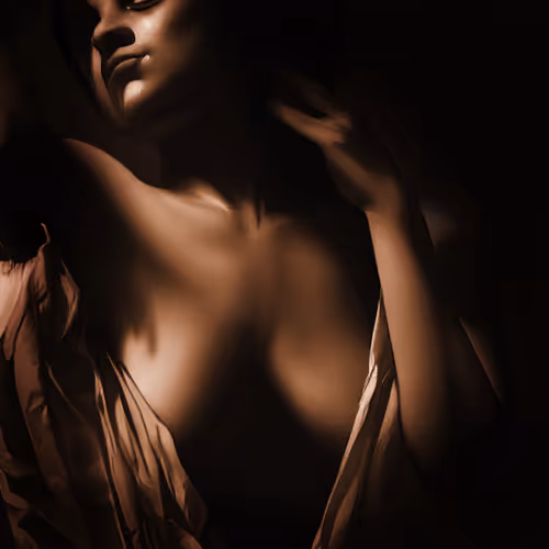 Night And Woman 32adIyefFP