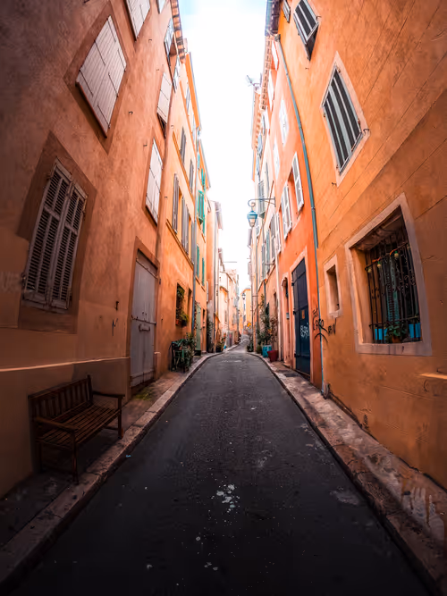 Item #38518121465561927767335068220041833566284498023600994966798612457300636467201 Media