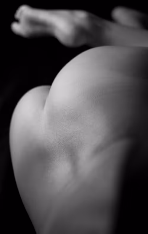 Item #109931125644720774743925664871075202306165972680174386762390863622548702101505 Media