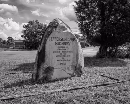 Item #10691109686083431502166818963425883962656955232587770388242978767968617365505 Media