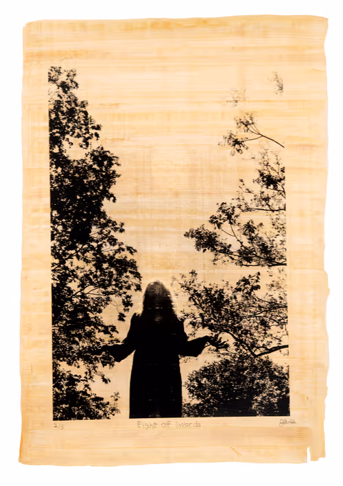 Item #81389452228015721923544690746270190594299388963234071450728086879767489413121 Media