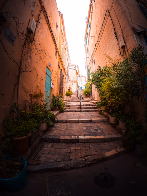 Item #38518121465561927767335068220041833566284498023600994966798612456201124839425 Media