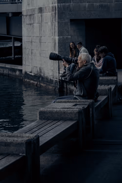 Item #74875889141145645292753782198545527001710615385351102791311981745120361840641 Media