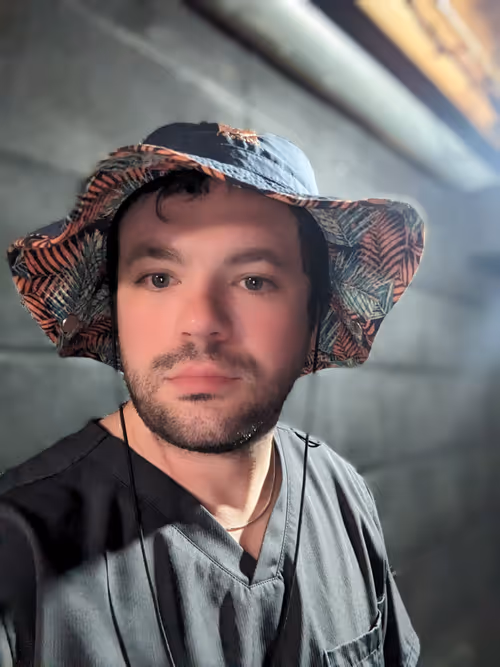 Item #8574175914105808074707087347534801741831142920200371306693654573769998467073 Media